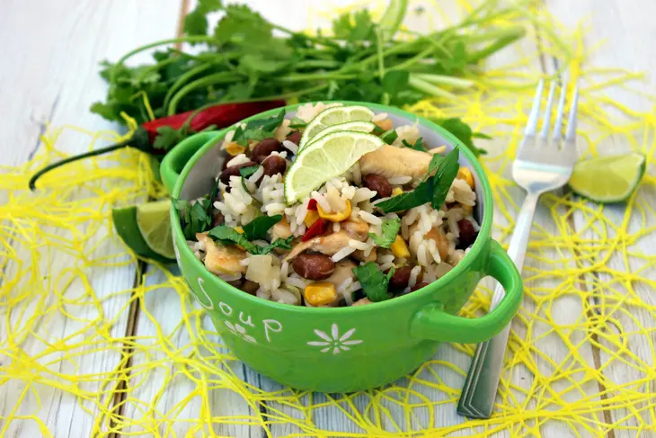 Лимонный рис с курицей, кинзой и фасолью: шаг 10