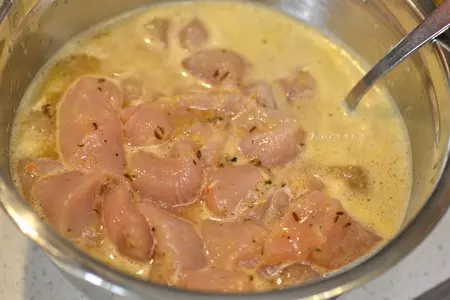 Курица по-кубински с чёрной фасолью, киноа и пряным манго: шаг 2