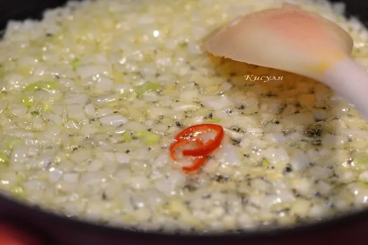 Курица по-кубински с чёрной фасолью, киноа и пряным манго: шаг 7