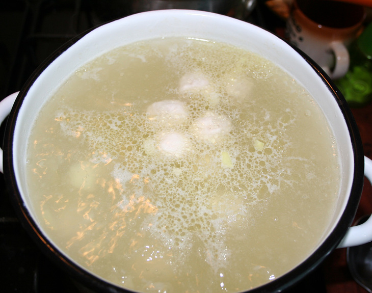 Суп с фрикадельками для капризули: шаг 10