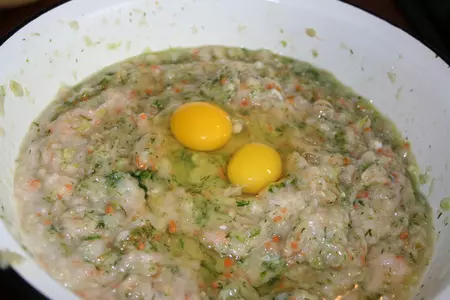 Котлетки-солнышки и картофельные зразы с грибами: шаг 3