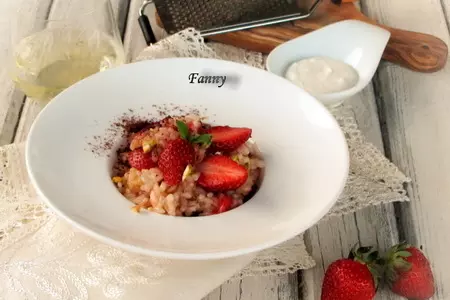 Ризотто с клубникой, мятой, фисташками и шоколадом: шаг 7