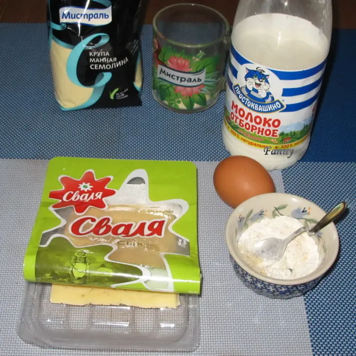 Пирожки из манной каши с начинкой из сыра - griesskuchlein mit kase gefult: шаг 1