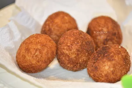 Аранчини с соусом маринара: шаг 14
