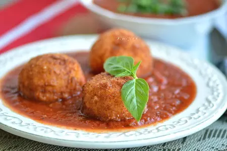 Аранчини с соусом маринара: шаг 16