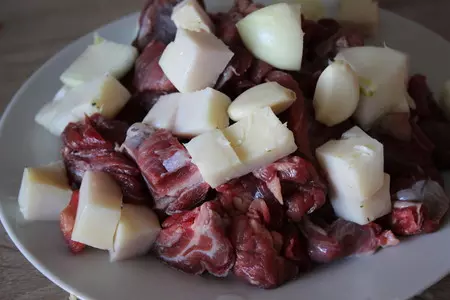 Голубцы из молодой капусты с мясом и пшеном: шаг 2