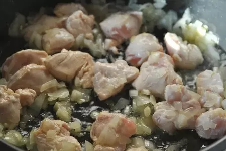 Ризотто с курицей, белыми грибами и тимьяном: шаг 6