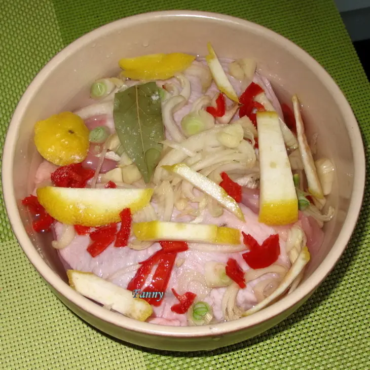Сенегальская ясса - маринованная курица: шаг 2
