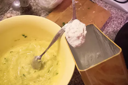 Кабачковые оладьи: шаг 6