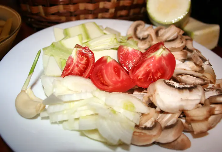 Макароны с грибами и кабачками: шаг 2