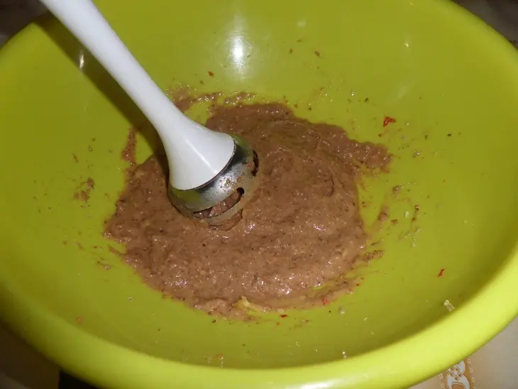 Смузи с клубникой, бананом и мюсли: шаг 3
