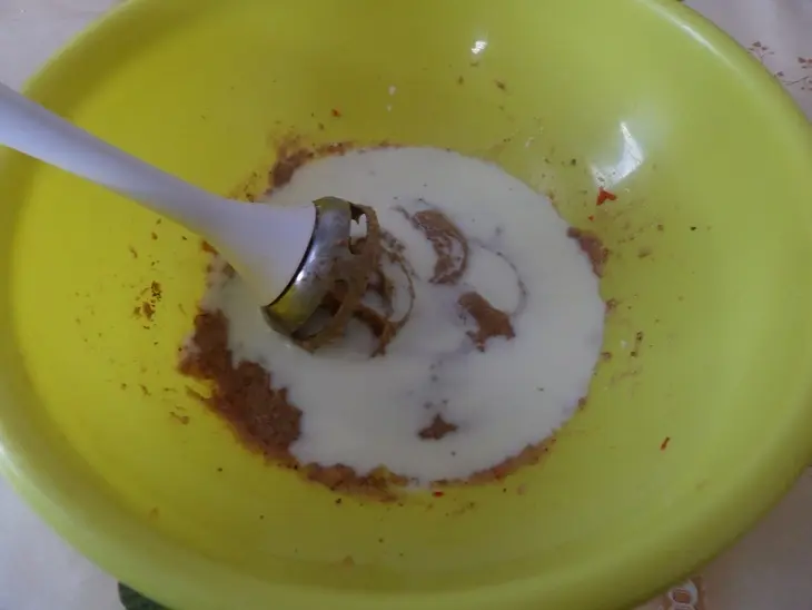 Смузи с клубникой, бананом и мюсли: шаг 4