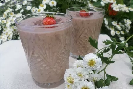 Смузи с клубникой, бананом и мюсли: шаг 6