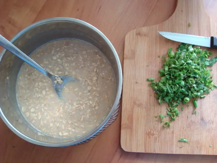 Геркулесовая лепёшка с овощами: шаг 1