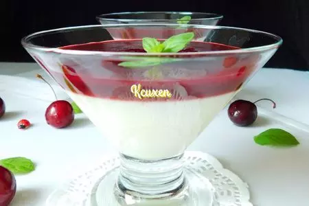 Манная каша с ягодным соусом: шаг 5