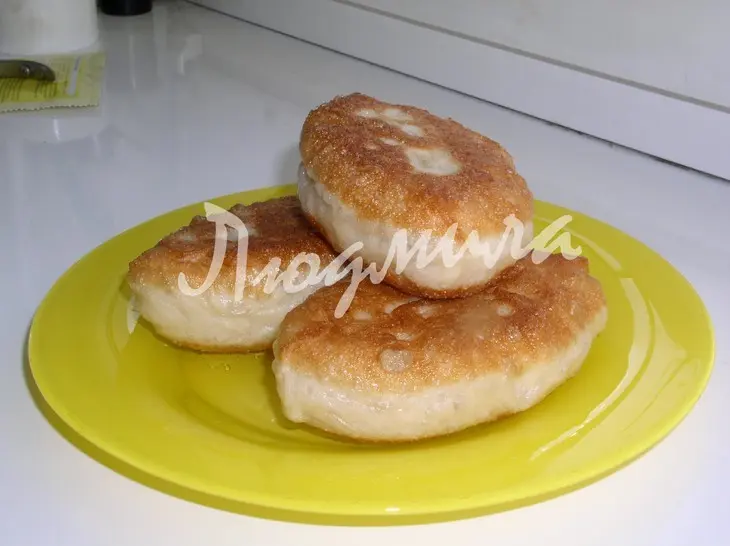 Пирожки с кислой капустой: шаг 3