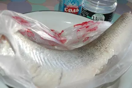 Салат из судака и капусты.: шаг 3