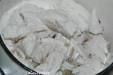 Салат из судака и капусты.: шаг 4