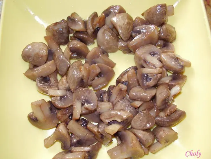 Салат из домашней птицы с ананасом и спаржей: шаг 2
