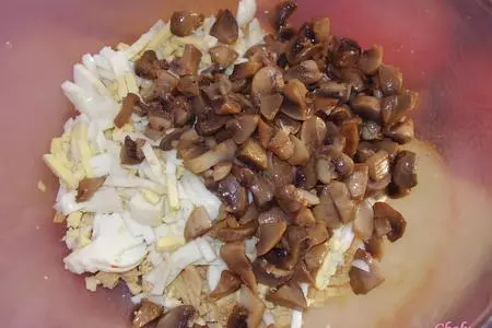 Салат из домашней птицы с ананасом и спаржей: шаг 3