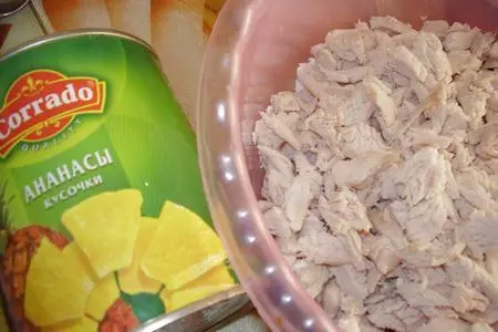 Салат из домашней птицы с ананасом и спаржей: шаг 4