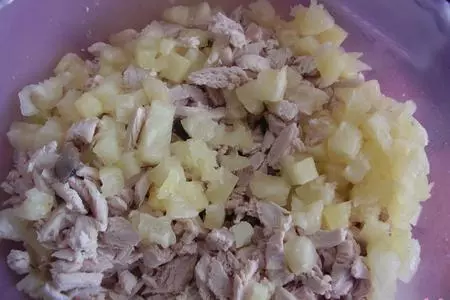Салат из домашней птицы с ананасом и спаржей: шаг 5