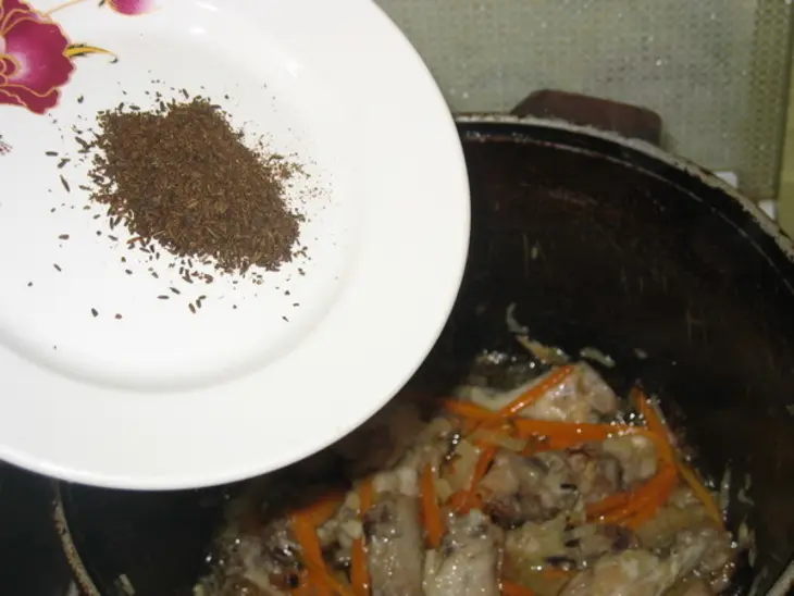 Гречневый "плов" с куриными крылышками: шаг 3