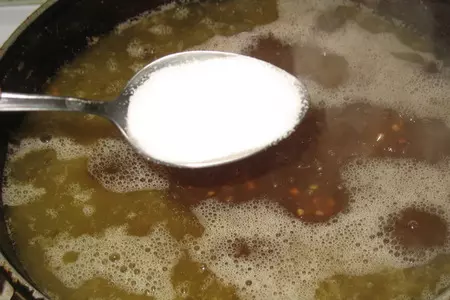 Гречневый "плов" с куриными крылышками: шаг 5
