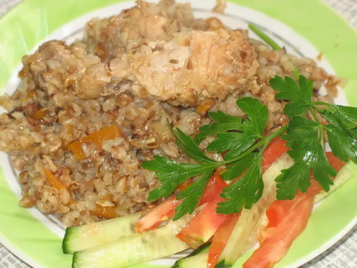 Гречневый "плов" с куриными крылышками: шаг 7