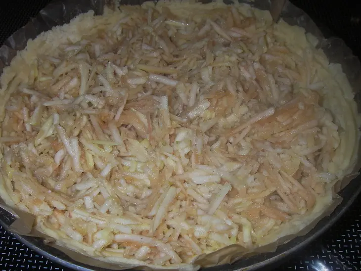 Песочный пирог с яблоками и лаймом: шаг 4