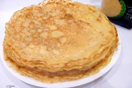 Блинчики-крепы с соусом"вишня-фламбе": шаг 3