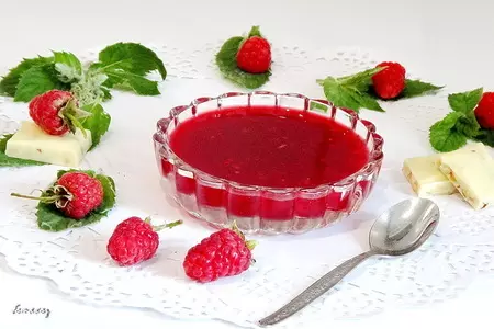 Малиновое варенье с мятой и белым шоколадом: шаг 8