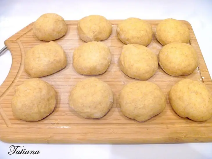 Булочки-"розочки" с отрубями и корицей: шаг 4