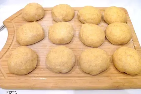Булочки-"розочки" с отрубями и корицей: шаг 4