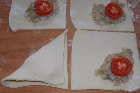 Быстрые пирожки с курицей и рисом.: шаг 7