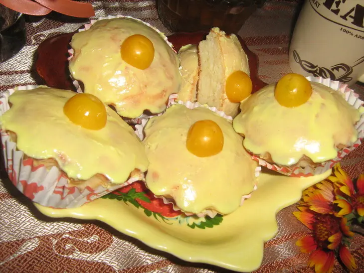 Ванильно-лимонные кексы с лимонной глазурью": шаг 8