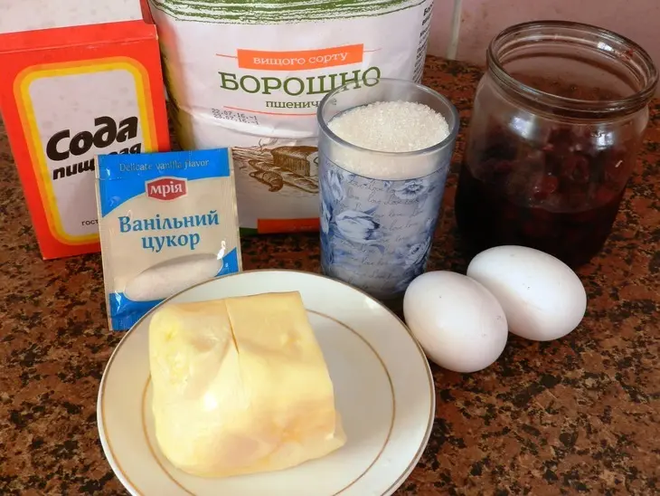 Тертый песочный пирог к чаю: шаг 1