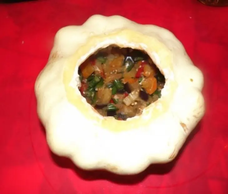 Патиссон, фаршированный мясом и овощами: шаг 2