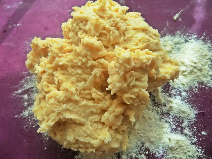 Закрытый пирог с рисом и курицей: шаг 3