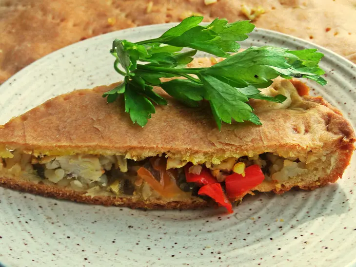 Закрытый пирог с рисом и курицей: шаг 9