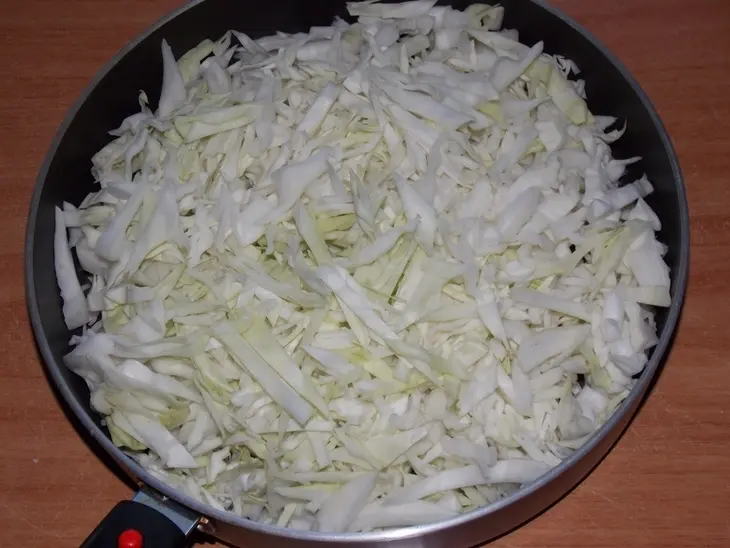 Перец, фаршированный пшеном, капустой и фаршем.: шаг 4