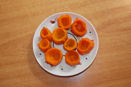 Фаршированная морковь "бочонки".: шаг 1