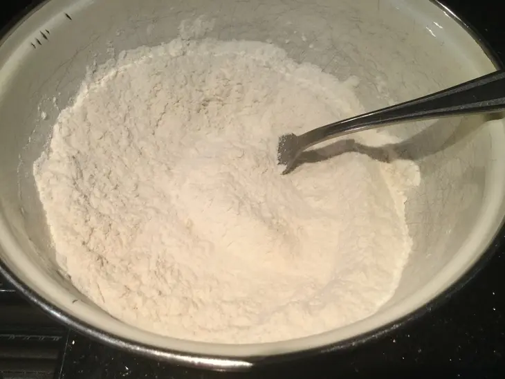Печенье с шоколадной крошкой: шаг 3