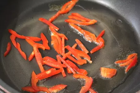 Буррито с начинкой из риса, мяса и овощей: шаг 1