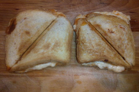 Сэндвич с пикантным чесночным соусом.: шаг 9