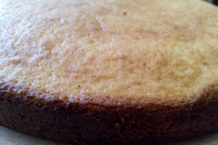 Бисквитный торт с сырным кремом.: шаг 3