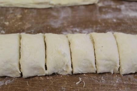 Дрожжевое творожно-слоеное тесто и выпечка из него: шаг 9