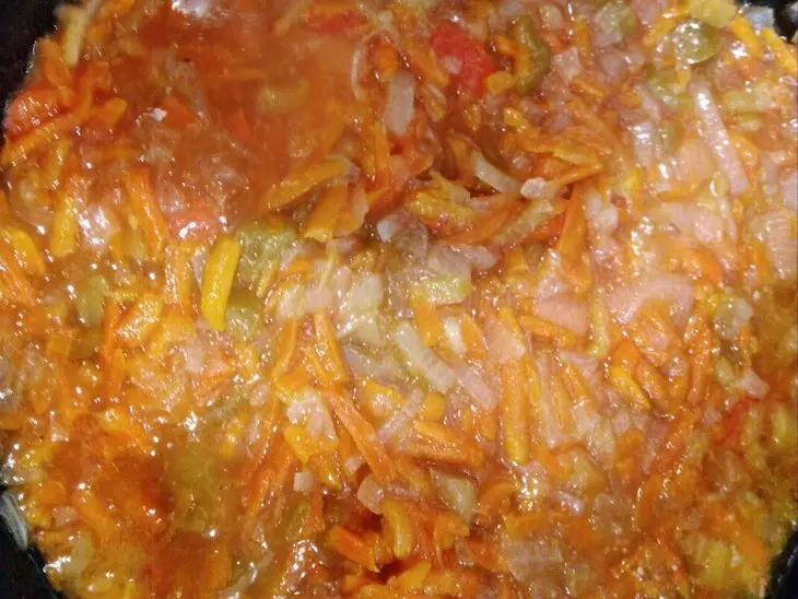 Каша гречневая с луком и морковью.: шаг 4