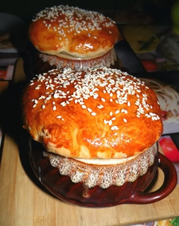 Ленивые "пельмени" в горшочках: шаг 10