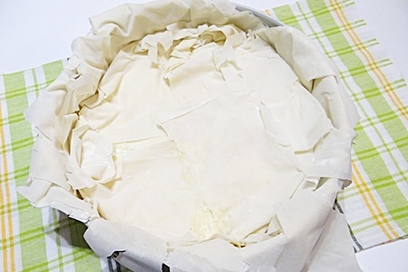 Пирог из теста фило с рисово-сырной начинкой: шаг 8